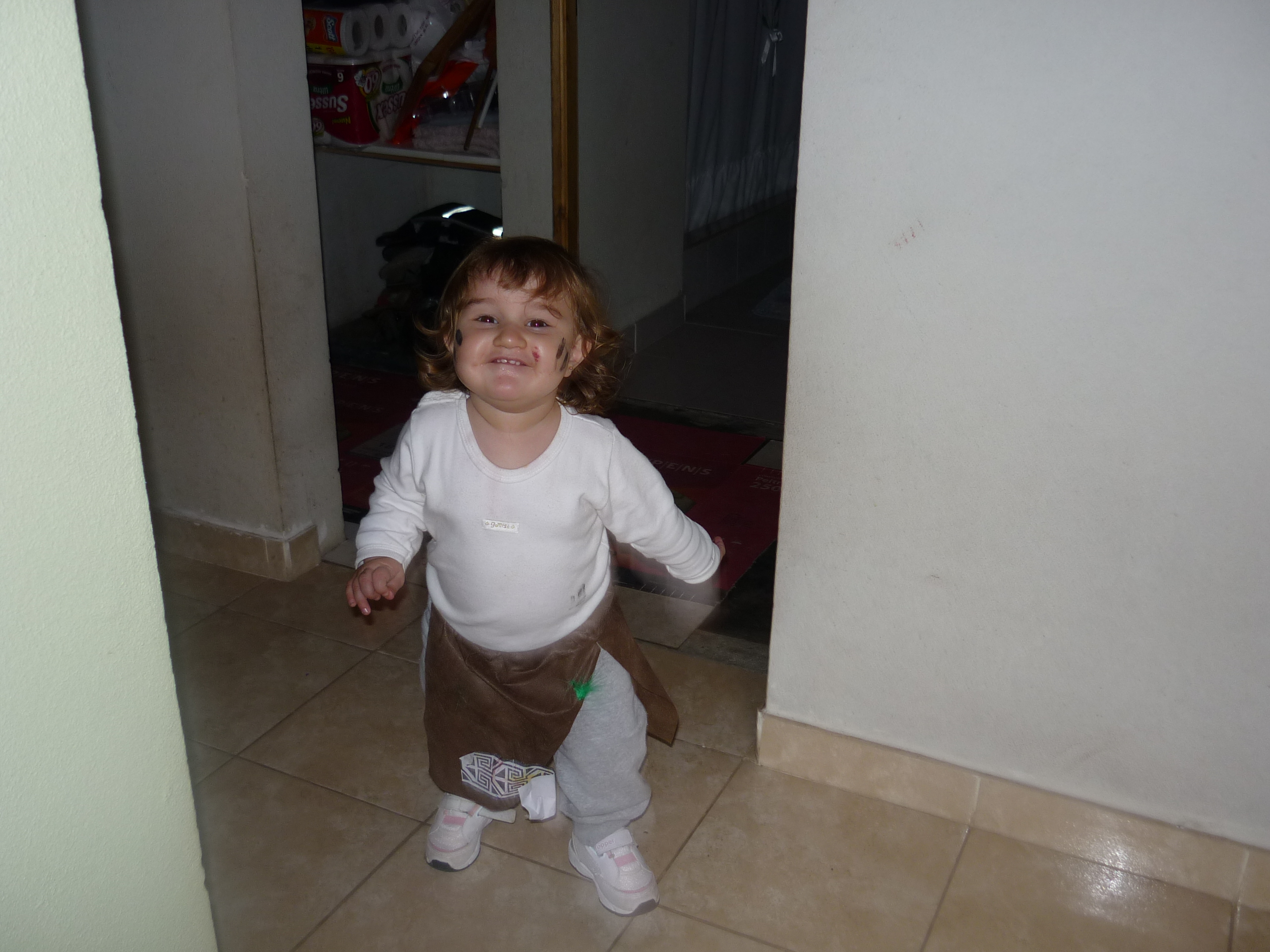 fotos/2011-10-10 - Iara indiecita, cena chiquilo/P1020307.JPG